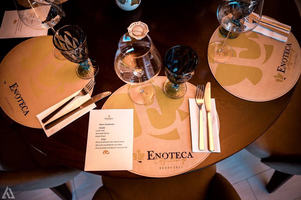 Wedding Casamento Buffet Making Off Decoração Cerimonialista Fotógrafo Vestido Noiva Noivo Camila Hoffmann Cerimonial Elimeire Assessoria de Evento Dani Vidal Vila Nova La Belle Maison Lena Buffet Casarão Penedo Diva Buffet Buquê Resende Penedo Itatiaia