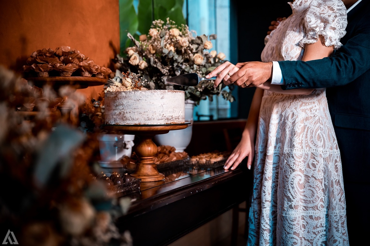 Wedding Casamento Buffet Making Off Decoração Cerimonialista Fotógrafo Vestido Noiva Noivo Camila Hoffmann Cerimonial Elimeire Assessoria de Evento Dani Vidal Vila Nova La Belle Maison Lena Buffet Casarão Penedo Diva Buffet Buquê Resende Penedo Itatiaia