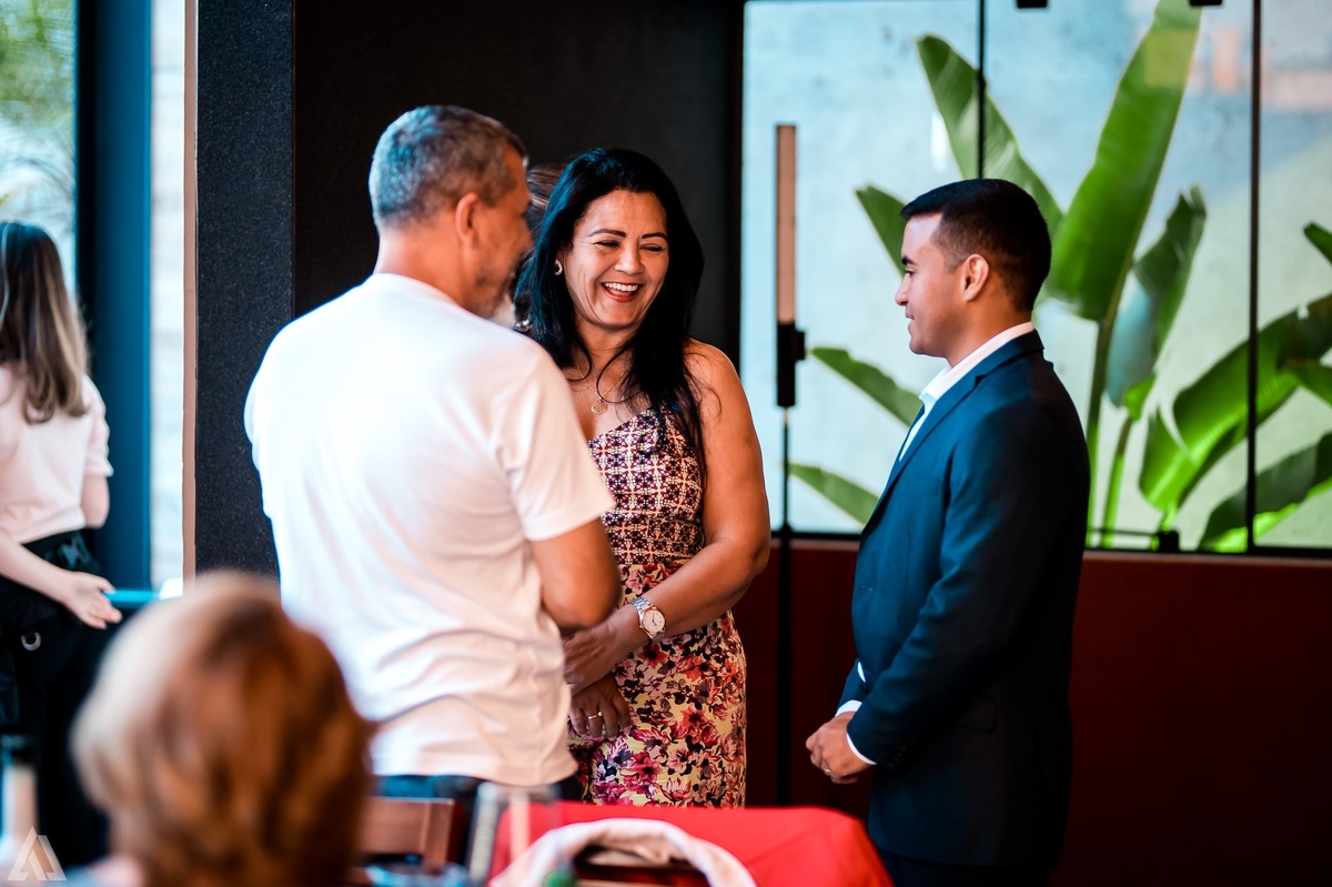 Wedding Casamento Buffet Making Off Decoração Cerimonialista Fotógrafo Vestido Noiva Noivo Camila Hoffmann Cerimonial Elimeire Assessoria de Evento Dani Vidal Vila Nova La Belle Maison Lena Buffet Casarão Penedo Diva Buffet Buquê Resende Penedo Itatiaia