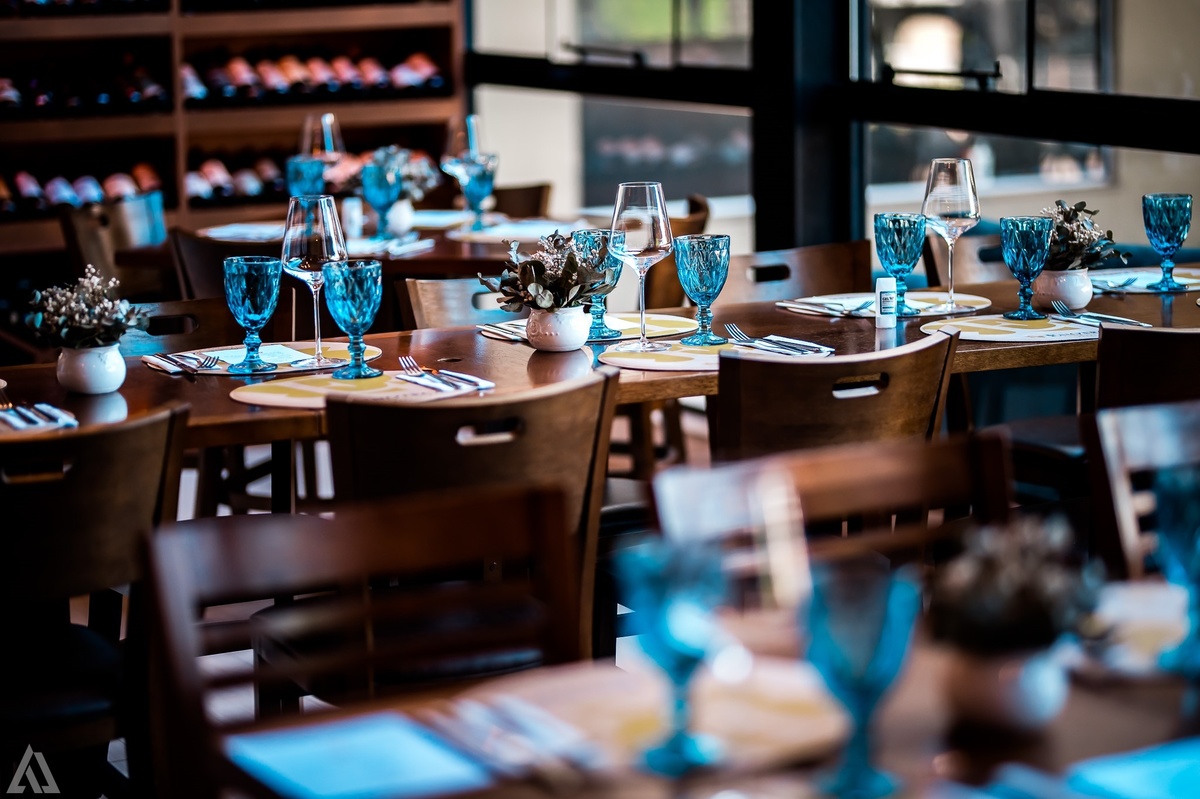 Wedding Casamento Buffet Making Off Decoração Cerimonialista Fotógrafo Vestido Noiva Noivo Camila Hoffmann Cerimonial Elimeire Assessoria de Evento Dani Vidal Vila Nova La Belle Maison Lena Buffet Casarão Penedo Diva Buffet Buquê Resende Penedo Itatiaia