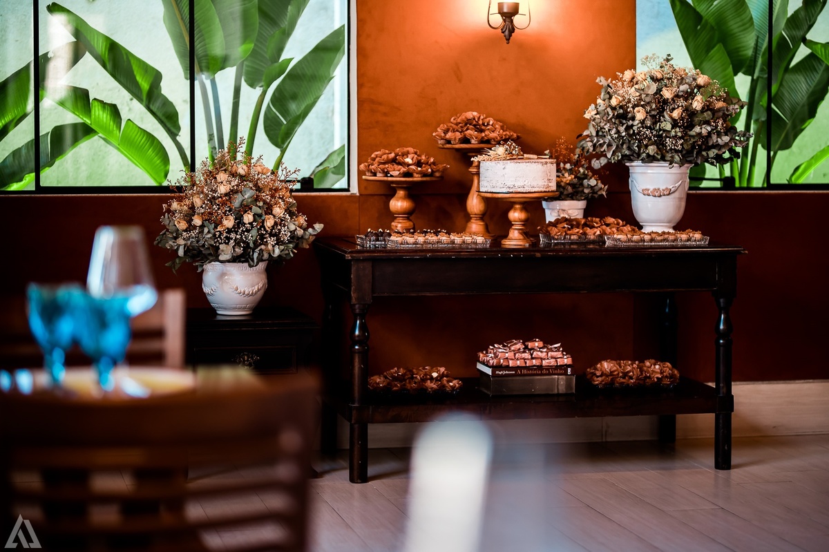 Wedding Casamento Buffet Making Off Decoração Cerimonialista Fotógrafo Vestido Noiva Noivo Camila Hoffmann Cerimonial Elimeire Assessoria de Evento Dani Vidal Vila Nova La Belle Maison Lena Buffet Casarão Penedo Diva Buffet Buquê Resende Penedo Itatiaia