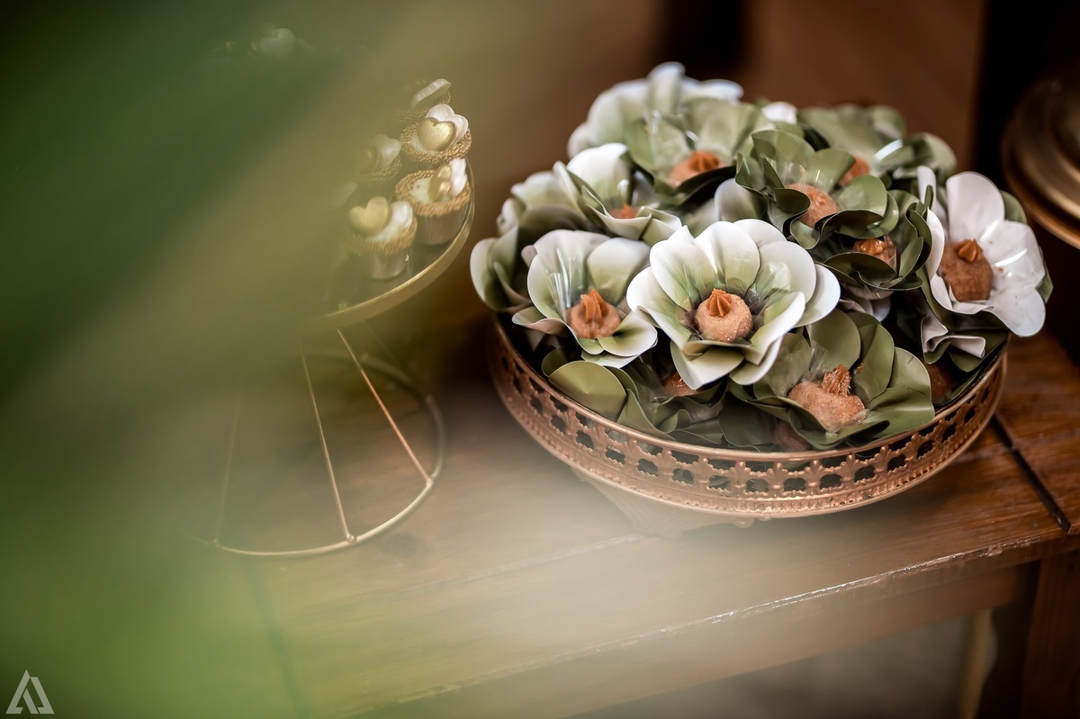 Wedding Casamento Buffet Making Off Decoração Cerimonialista Fotógrafo Vestido Noiva Noivo Camila Hoffmann Cerimonial Elimeire Assessoria de Evento Dani Vidal Vila Nova La Belle Maison Lena Buffet Casarão Penedo Diva Buffet Buquê Resende Penedo Itatiaia