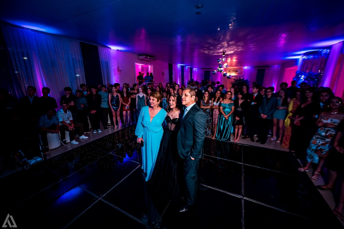 Ensaio Festa Book Teen Debutante 15 Anos Alex Jardim Fotografia Fotógrafo Makink Off Resende Itatiaia Penedo Porto Real Quatis Barra Mansa Volta Redonda Lena Buffet La Belle Maison Estela Dani Vidal Elimeire Laurino Camila Hoffmann Cerimonial Maquiadora