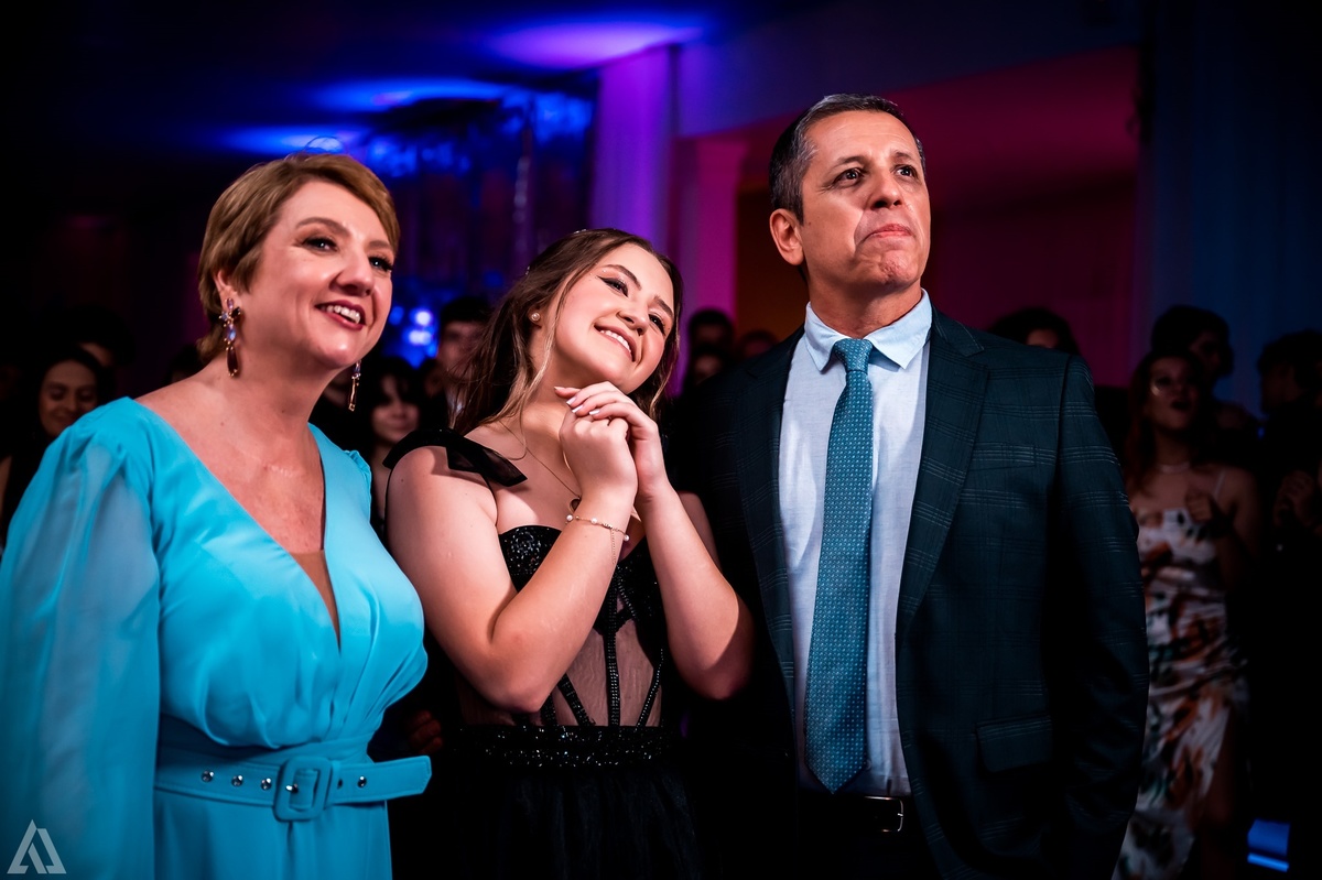 Ensaio Festa Book Teen Debutante 15 Anos Alex Jardim Fotografia Fotógrafo Makink Off Resende Itatiaia Penedo Porto Real Quatis Barra Mansa Volta Redonda Lena Buffet La Belle Maison Estela Dani Vidal Elimeire Laurino Camila Hoffmann Cerimonial Maquiadora