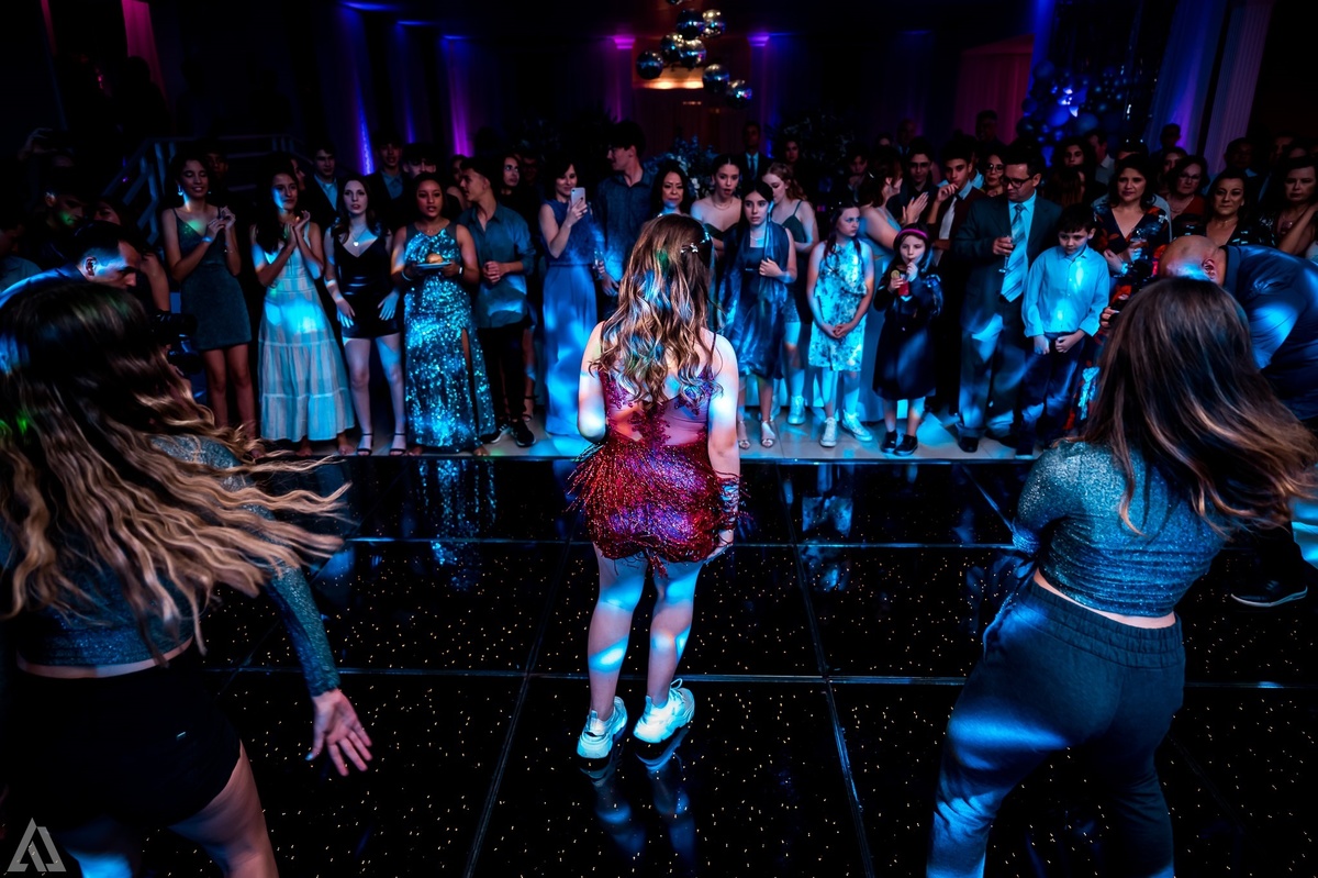 Ensaio Festa Book Teen Debutante 15 Anos Alex Jardim Fotografia Fotógrafo Makink Off Resende Itatiaia Penedo Porto Real Quatis Barra Mansa Volta Redonda Lena Buffet La Belle Maison Estela Dani Vidal Elimeire Laurino Camila Hoffmann Cerimonial Maquiadora