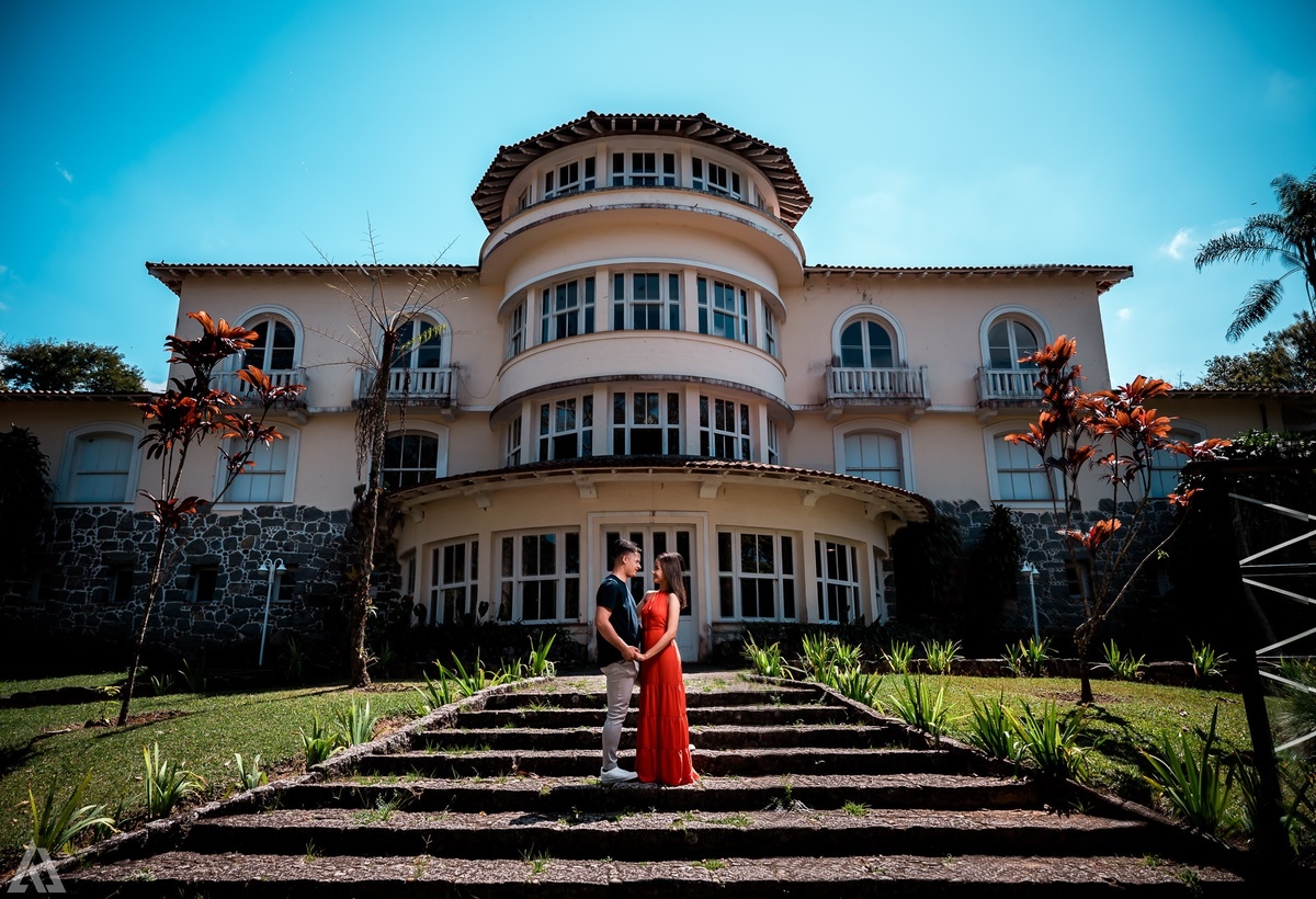 Wedding Casamento Buffet Making Off Decoração Cerimonialista Fotógrafo Vestido Noiva Noivo Camila Hoffmann Cerimonial Elimeire Assessoria de Evento Dani Vidal Vila Nova La Belle Maison Lena Buffet Casarão Penedo Diva Buffet Buquê Resende Penedo Itatiaia