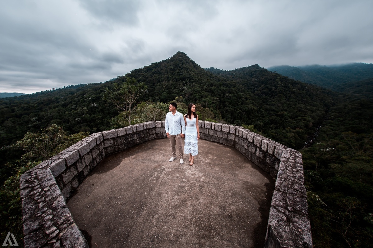 Wedding Casamento Buffet Making Off Decoração Cerimonialista Fotógrafo Vestido Noiva Noivo Camila Hoffmann Cerimonial Elimeire Assessoria de Evento Dani Vidal Vila Nova La Belle Maison Lena Buffet Casarão Penedo Diva Buffet Buquê Resende Penedo Itatiaia