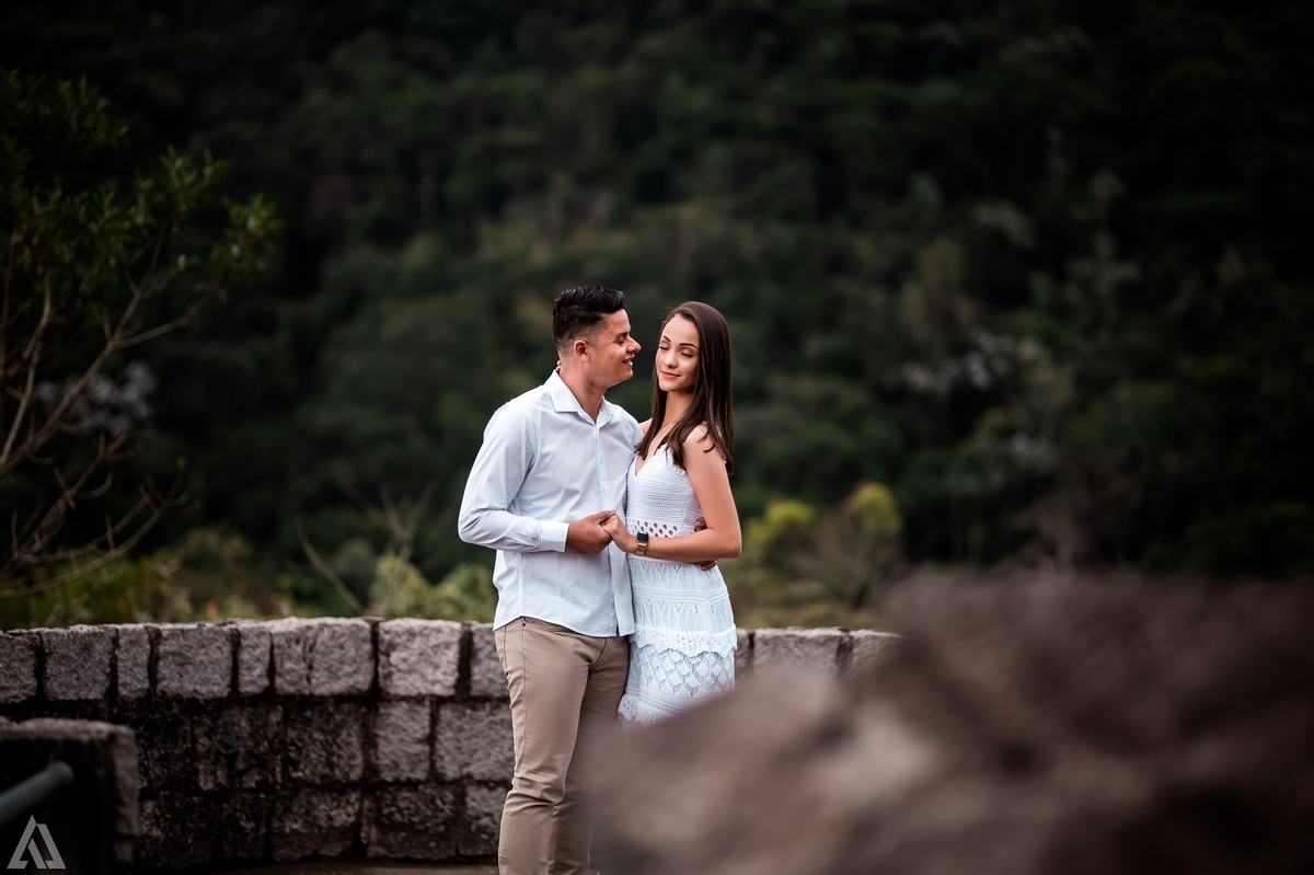 Wedding Casamento Buffet Making Off Decoração Cerimonialista Fotógrafo Vestido Noiva Noivo Camila Hoffmann Cerimonial Elimeire Assessoria de Evento Dani Vidal Vila Nova La Belle Maison Lena Buffet Casarão Penedo Diva Buffet Buquê Resende Penedo Itatiaia