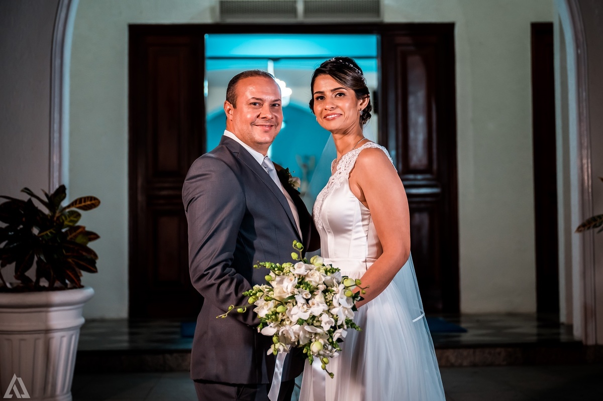 Wedding Casamento Buffet Making Off Decoração Cerimonialista Fotógrafo Vestido Noiva Noivo Camila Hoffmann Cerimonial Elimeire Assessoria de Evento Dani Vidal Vila Nova La Belle Maison Lena Buffet Casarão Penedo Diva Buffet Buquê Resende Penedo Itatiaia