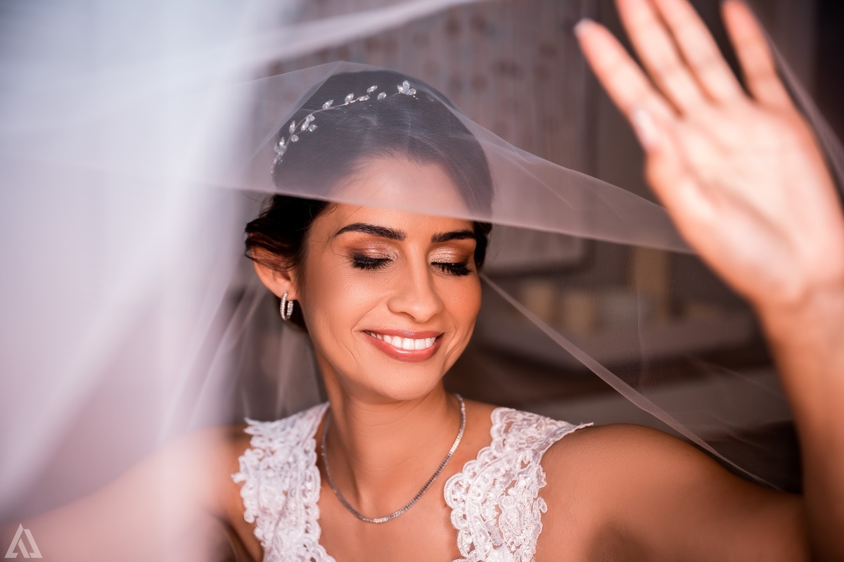 Wedding Casamento Buffet Making Off Decoração Cerimonialista Fotógrafo Vestido Noiva Noivo Camila Hoffmann Cerimonial Elimeire Assessoria de Evento Dani Vidal Vila Nova La Belle Maison Lena Buffet Casarão Penedo Diva Buffet Buquê Resende Penedo Itatiaia