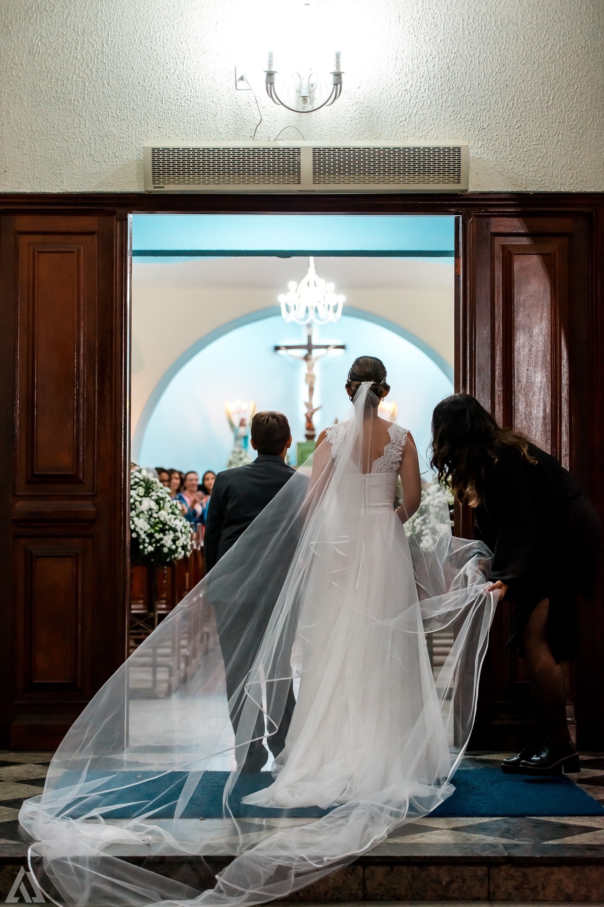 Wedding Casamento Buffet Making Off Decoração Cerimonialista Fotógrafo Vestido Noiva Noivo Camila Hoffmann Cerimonial Elimeire Assessoria de Evento Dani Vidal Vila Nova La Belle Maison Lena Buffet Casarão Penedo Diva Buffet Buquê Resende Penedo Itatiaia