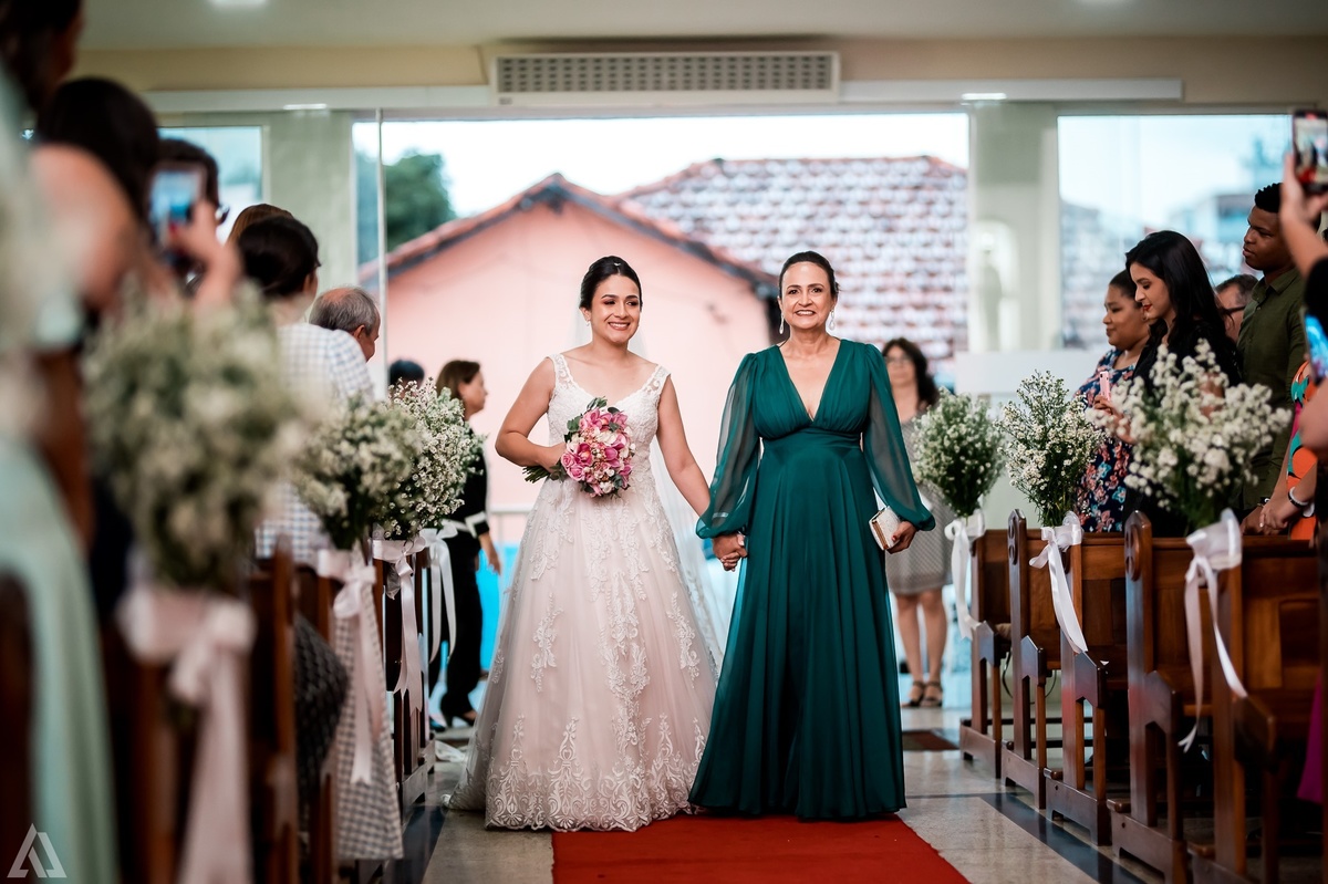 Wedding Casamento Buffet Making Off Decoração Cerimonialista Fotógrafo Vestido Noiva Noivo Camila Hoffmann Cerimonial Elimeire Assessoria de Evento Dani Vidal Vila Nova La Belle Maison Lena Buffet Casarão Penedo Diva Buffet Buquê Resende Penedo Itatiaia