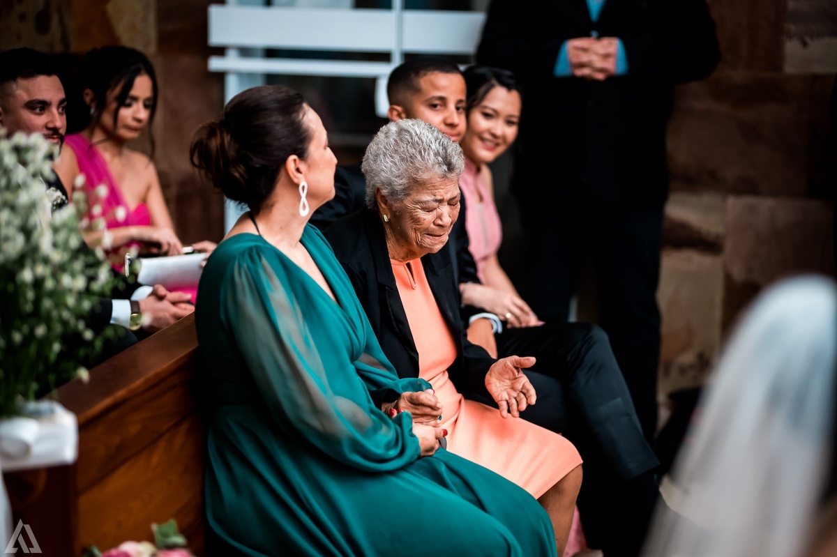 Wedding Casamento Buffet Making Off Decoração Cerimonialista Fotógrafo Vestido Noiva Noivo Camila Hoffmann Cerimonial Elimeire Assessoria de Evento Dani Vidal Vila Nova La Belle Maison Lena Buffet Casarão Penedo Diva Buffet Buquê Resende Penedo Itatiaia