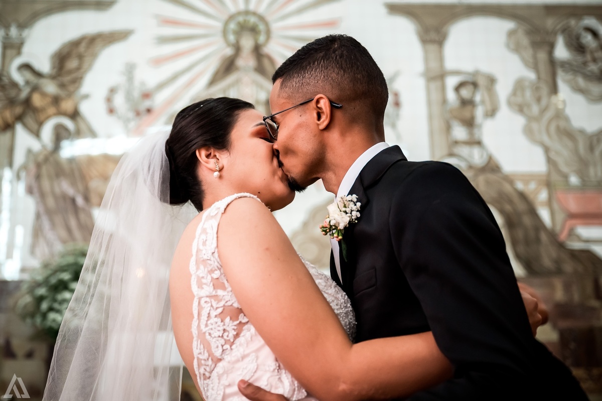 Wedding Casamento Buffet Making Off Decoração Cerimonialista Fotógrafo Vestido Noiva Noivo Camila Hoffmann Cerimonial Elimeire Assessoria de Evento Dani Vidal Vila Nova La Belle Maison Lena Buffet Casarão Penedo Diva Buffet Buquê Resende Penedo Itatiaia
