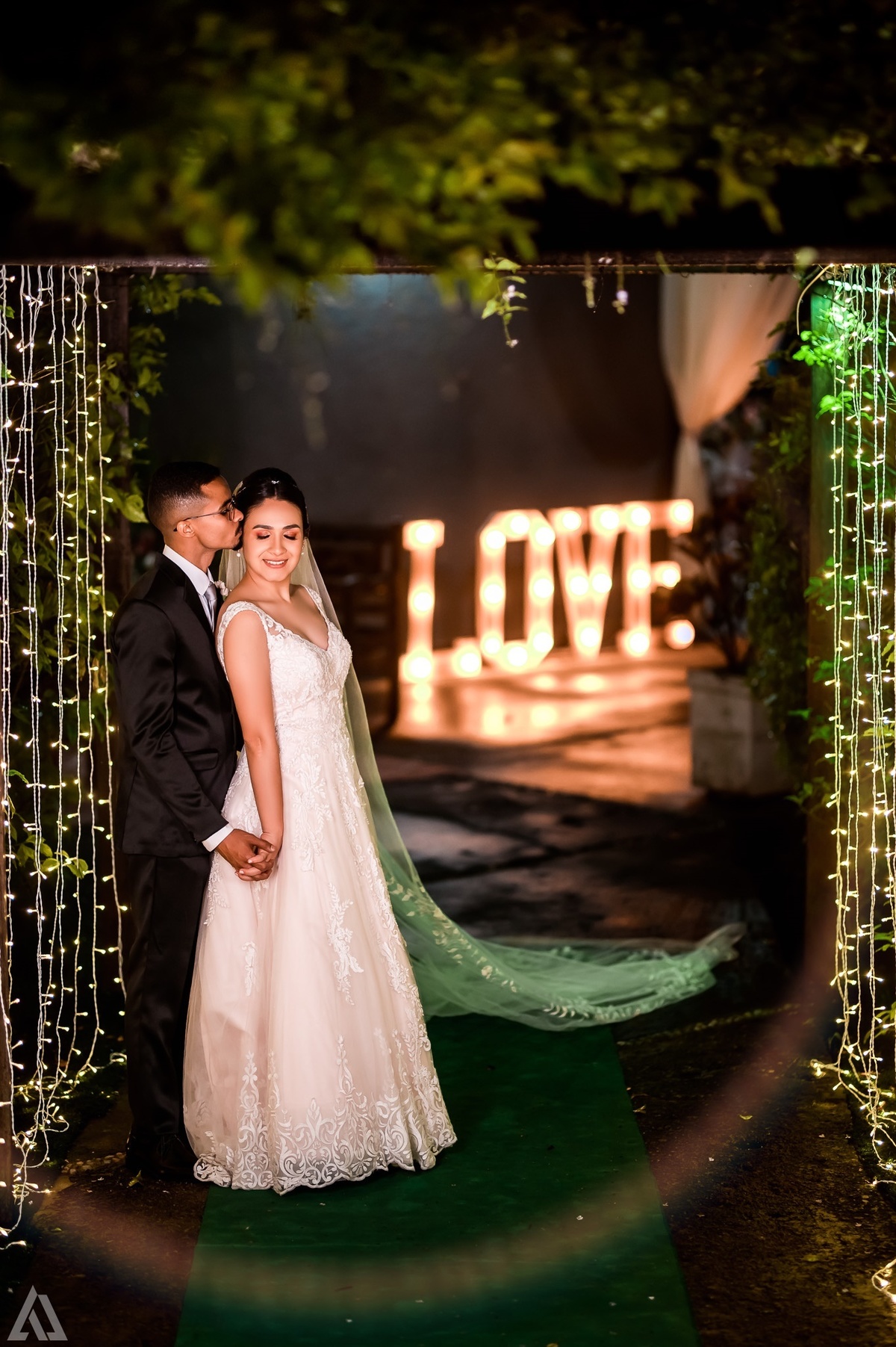 Wedding Casamento Buffet Making Off Decoração Cerimonialista Fotógrafo Vestido Noiva Noivo Camila Hoffmann Cerimonial Elimeire Assessoria de Evento Dani Vidal Vila Nova La Belle Maison Lena Buffet Casarão Penedo Diva Buffet Buquê Resende Penedo Itatiaia