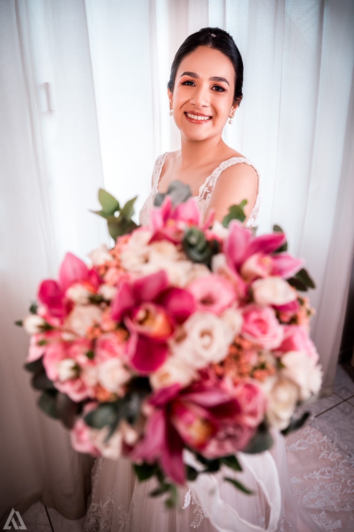 Wedding Casamento Buffet Making Off Decoração Cerimonialista Fotógrafo Vestido Noiva Noivo Camila Hoffmann Cerimonial Elimeire Assessoria de Evento Dani Vidal Vila Nova La Belle Maison Lena Buffet Casarão Penedo Diva Buffet Buquê Resende Penedo Itatiaia