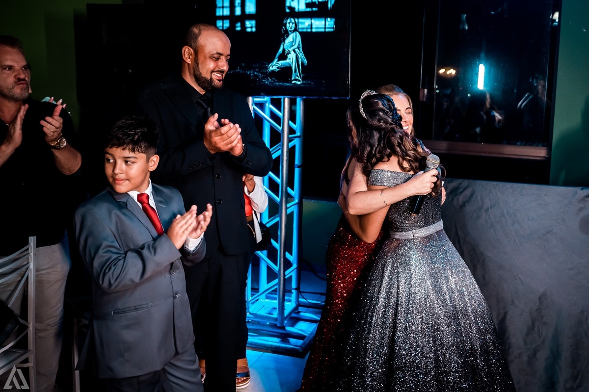 Ensaio Festa Book Teen Debutante 15 Anos Alex Jardim Fotografia Fotógrafo Makink Off Resende Itatiaia Penedo Porto Real Quatis Barra Mansa Volta Redonda Lena Buffet La Belle Maison Estela Dani Vidal Elimeire Laurino Camila Hoffmann Cerimonial Maquiadora