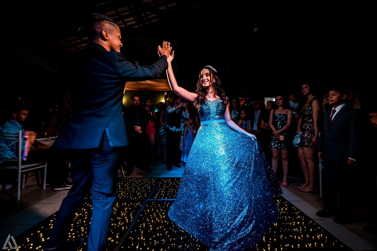 Ensaio Festa Book Teen Debutante 15 Anos Alex Jardim Fotografia Fotógrafo Makink Off Resende Itatiaia Penedo Porto Real Quatis Barra Mansa Volta Redonda Lena Buffet La Belle Maison Estela Dani Vidal Elimeire Laurino Camila Hoffmann Cerimonial Maquiadora