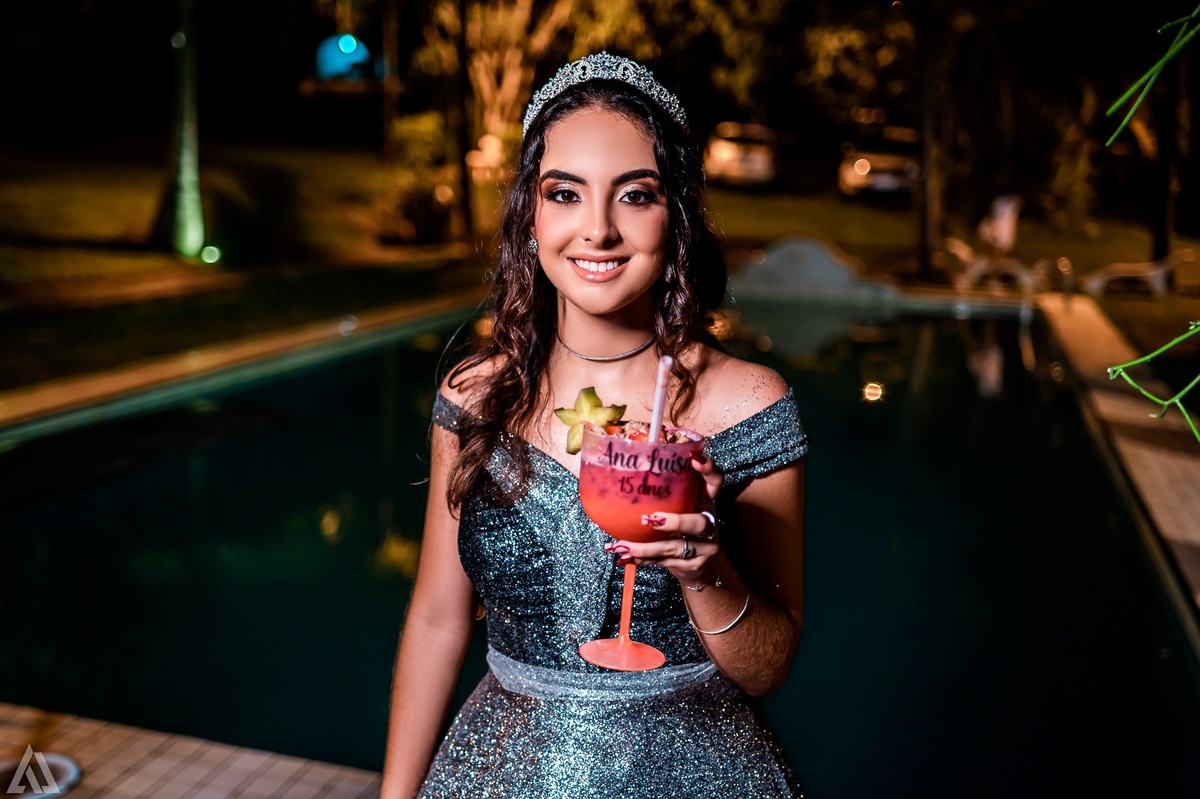 Ensaio Festa Book Teen Debutante 15 Anos Alex Jardim Fotografia Fotógrafo Makink Off Resende Itatiaia Penedo Porto Real Quatis Barra Mansa Volta Redonda Lena Buffet La Belle Maison Estela Dani Vidal Elimeire Laurino Camila Hoffmann Cerimonial Maquiadora