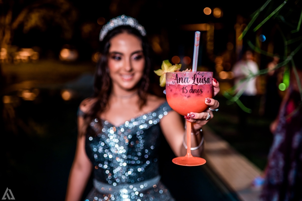 Ensaio Festa Book Teen Debutante 15 Anos Alex Jardim Fotografia Fotógrafo Makink Off Resende Itatiaia Penedo Porto Real Quatis Barra Mansa Volta Redonda Lena Buffet La Belle Maison Estela Dani Vidal Elimeire Laurino Camila Hoffmann Cerimonial Maquiadora