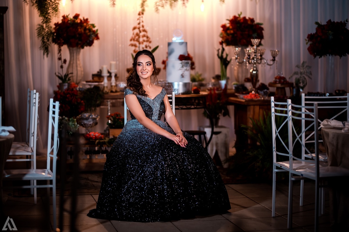 Ensaio Festa Book Teen Debutante 15 Anos Alex Jardim Fotografia Fotógrafo Makink Off Resende Itatiaia Penedo Porto Real Quatis Barra Mansa Volta Redonda Lena Buffet La Belle Maison Estela Dani Vidal Elimeire Laurino Camila Hoffmann Cerimonial Maquiadora