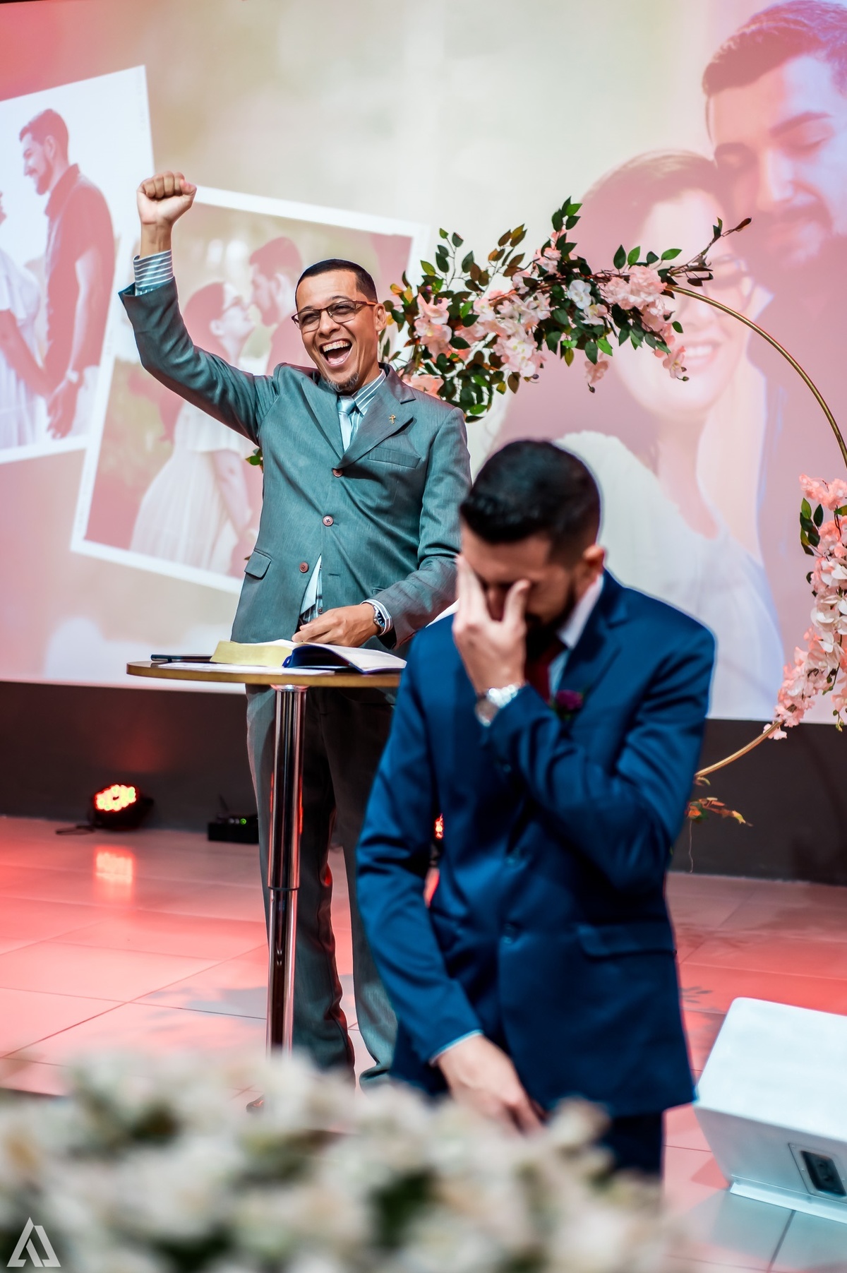 Wedding Casamento Buffet Making Off Decoração Cerimonialista Fotógrafo Vestido Noiva Noivo Camila Hoffmann Cerimonial Elimeire Assessoria de Evento Dani Vidal Vila Nova La Belle Maison Lena Buffet Casarão Penedo Diva Buffet Buquê Resende Penedo Itatiaia