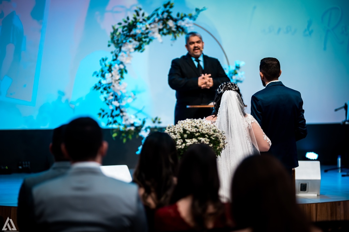 Wedding Casamento Buffet Making Off Decoração Cerimonialista Fotógrafo Vestido Noiva Noivo Camila Hoffmann Cerimonial Elimeire Assessoria de Evento Dani Vidal Vila Nova La Belle Maison Lena Buffet Casarão Penedo Diva Buffet Buquê Resende Penedo Itatiaia