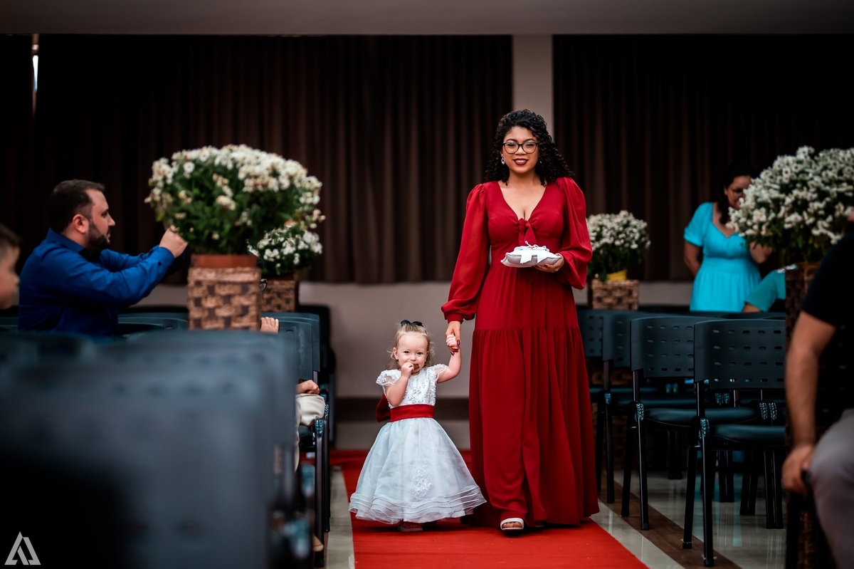 Wedding Casamento Buffet Making Off Decoração Cerimonialista Fotógrafo Vestido Noiva Noivo Camila Hoffmann Cerimonial Elimeire Assessoria de Evento Dani Vidal Vila Nova La Belle Maison Lena Buffet Casarão Penedo Diva Buffet Buquê Resende Penedo Itatiaia