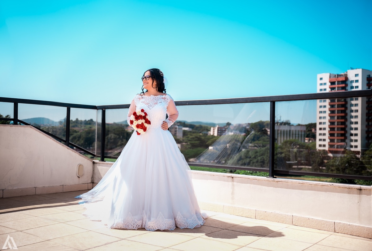 Wedding Casamento Buffet Making Off Decoração Cerimonialista Fotógrafo Vestido Noiva Noivo Camila Hoffmann Cerimonial Elimeire Assessoria de Evento Dani Vidal Vila Nova La Belle Maison Lena Buffet Casarão Penedo Diva Buffet Buquê Resende Penedo Itatiaia