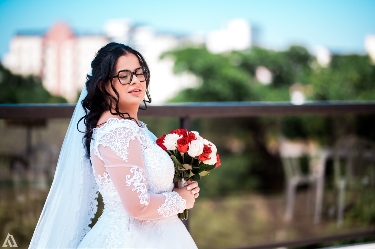 Wedding Casamento Buffet Making Off Decoração Cerimonialista Fotógrafo Vestido Noiva Noivo Camila Hoffmann Cerimonial Elimeire Assessoria de Evento Dani Vidal Vila Nova La Belle Maison Lena Buffet Casarão Penedo Diva Buffet Buquê Resende Penedo Itatiaia