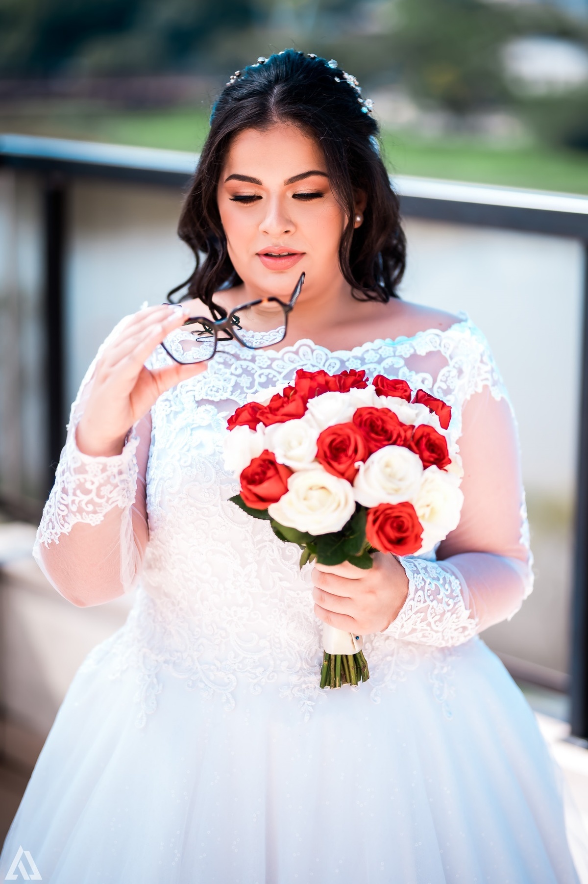 Wedding Casamento Buffet Making Off Decoração Cerimonialista Fotógrafo Vestido Noiva Noivo Camila Hoffmann Cerimonial Elimeire Assessoria de Evento Dani Vidal Vila Nova La Belle Maison Lena Buffet Casarão Penedo Diva Buffet Buquê Resende Penedo Itatiaia