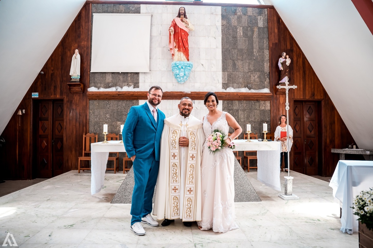 Wedding Casamento Buffet Making Off Decoração Cerimonialista Fotógrafo Vestido Noiva Noivo Camila Hoffmann Cerimonial Elimeire Assessoria de Evento Dani Vidal Vila Nova La Belle Maison Lena Buffet Casarão Penedo Diva Buffet Buquê Resende Penedo Itatiaia