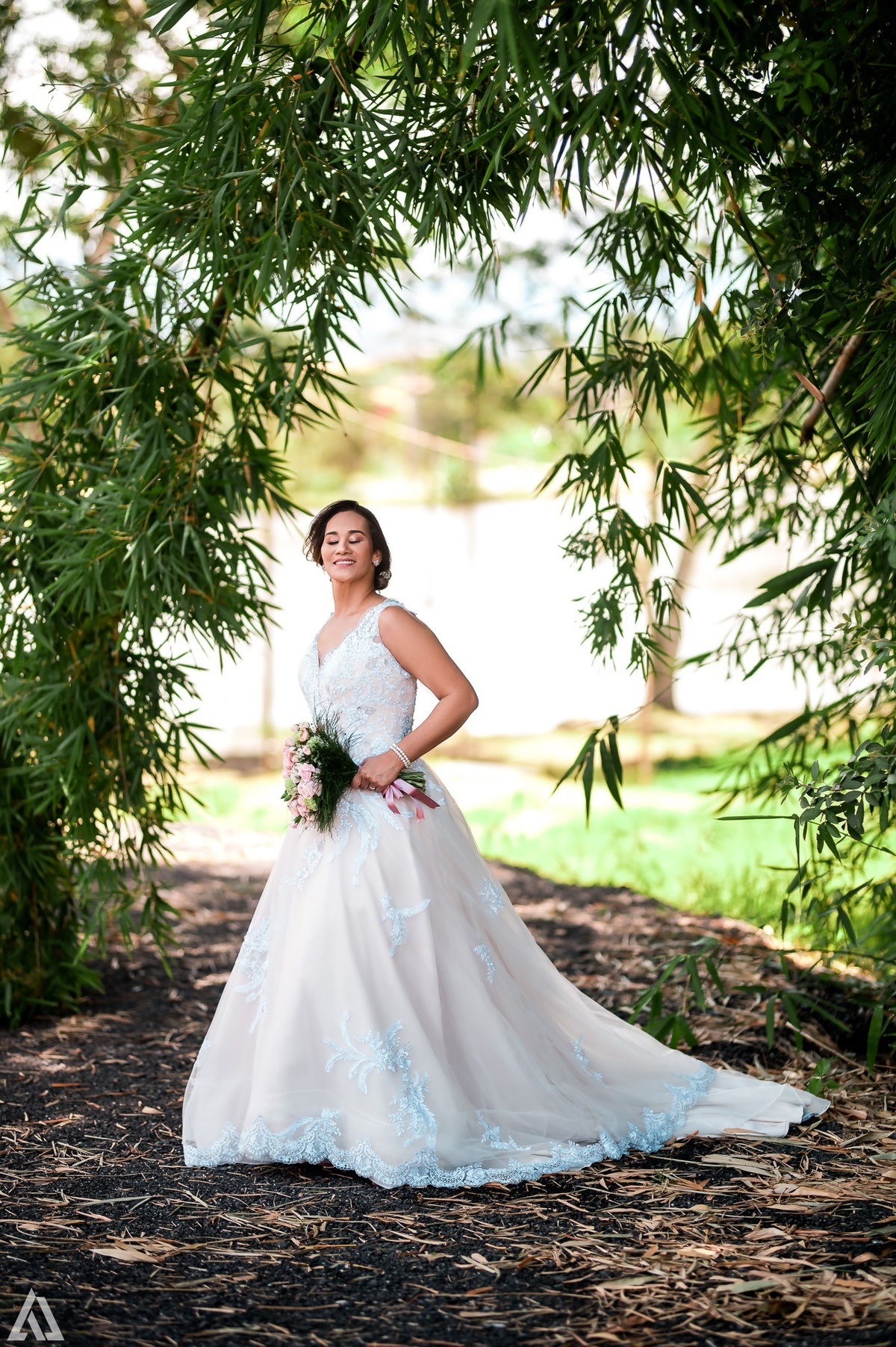 Wedding Casamento Buffet Making Off Decoração Cerimonialista Fotógrafo Vestido Noiva Noivo Camila Hoffmann Cerimonial Elimeire Assessoria de Evento Dani Vidal Vila Nova La Belle Maison Lena Buffet Casarão Penedo Diva Buffet Buquê Resende Penedo Itatiaia