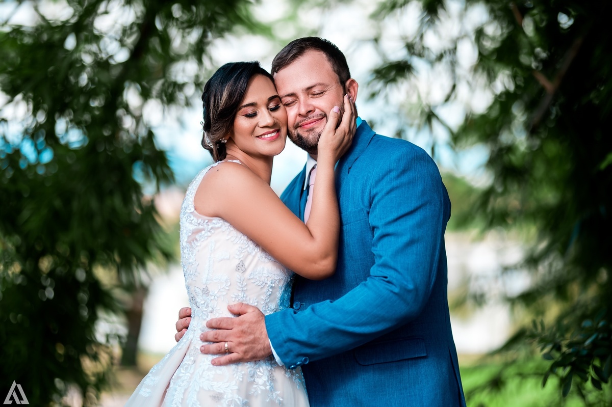 Wedding Casamento Buffet Making Off Decoração Cerimonialista Fotógrafo Vestido Noiva Noivo Camila Hoffmann Cerimonial Elimeire Assessoria de Evento Dani Vidal Vila Nova La Belle Maison Lena Buffet Casarão Penedo Diva Buffet Buquê Resende Penedo Itatiaia