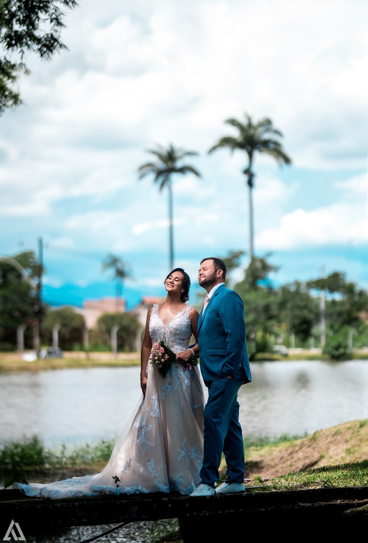 Wedding Casamento Buffet Making Off Decoração Cerimonialista Fotógrafo Vestido Noiva Noivo Camila Hoffmann Cerimonial Elimeire Assessoria de Evento Dani Vidal Vila Nova La Belle Maison Lena Buffet Casarão Penedo Diva Buffet Buquê Resende Penedo Itatiaia