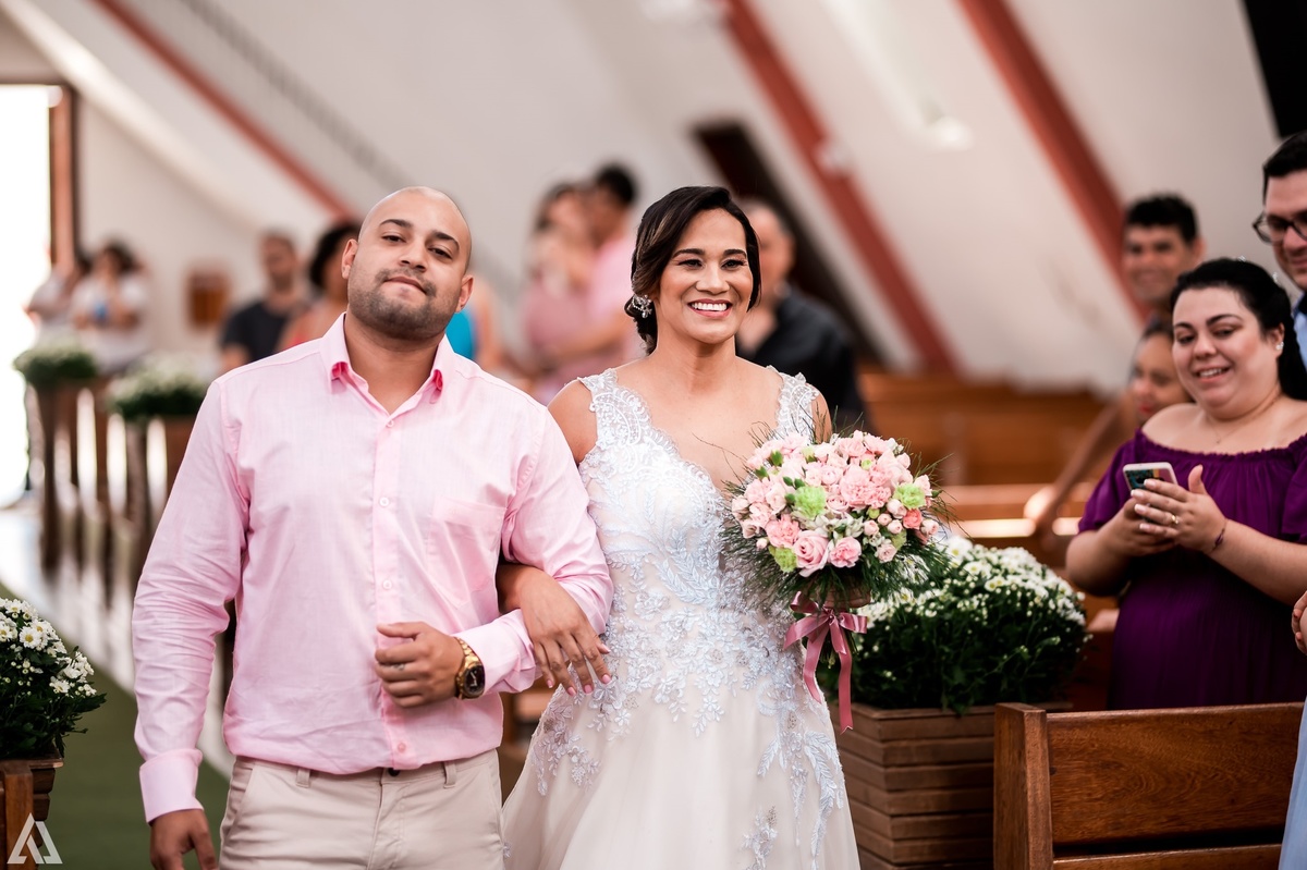 Wedding Casamento Buffet Making Off Decoração Cerimonialista Fotógrafo Vestido Noiva Noivo Camila Hoffmann Cerimonial Elimeire Assessoria de Evento Dani Vidal Vila Nova La Belle Maison Lena Buffet Casarão Penedo Diva Buffet Buquê Resende Penedo Itatiaia