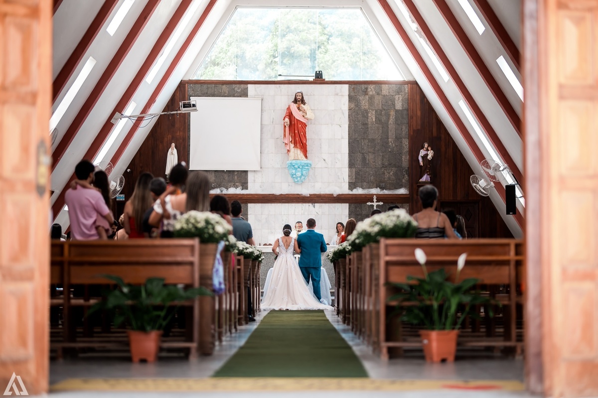 Wedding Casamento Buffet Making Off Decoração Cerimonialista Fotógrafo Vestido Noiva Noivo Camila Hoffmann Cerimonial Elimeire Assessoria de Evento Dani Vidal Vila Nova La Belle Maison Lena Buffet Casarão Penedo Diva Buffet Buquê Resende Penedo Itatiaia