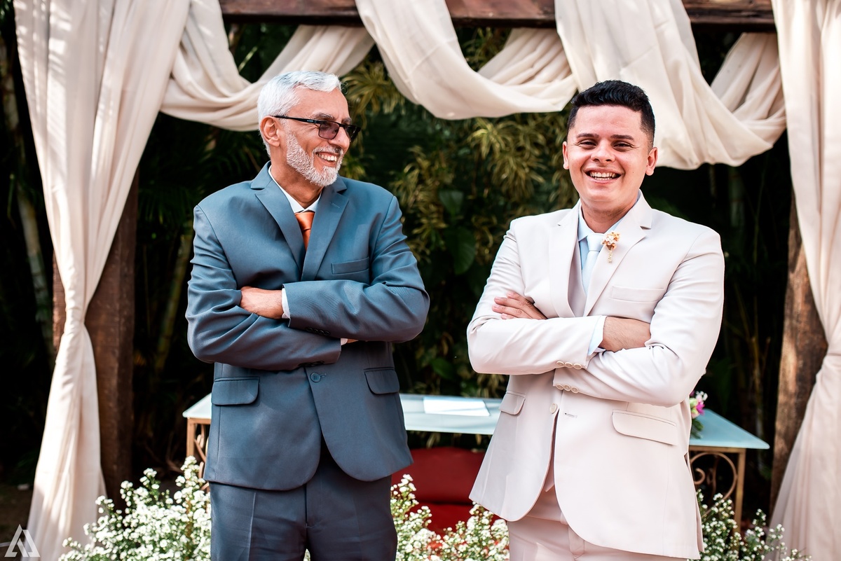 Wedding Casamento Buffet Making Off Decoração Cerimonialista Fotógrafo Vestido Noiva Noivo Camila Hoffmann Cerimonial Elimeire Assessoria de Evento Dani Vidal Vila Nova La Belle Maison Lena Buffet Casarão Penedo Diva Buffet Buquê Resende Penedo Itatiaia