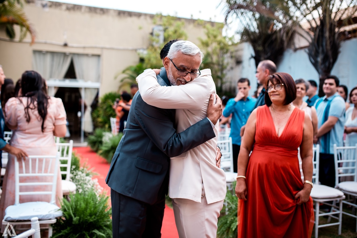 Wedding Casamento Buffet Making Off Decoração Cerimonialista Fotógrafo Vestido Noiva Noivo Camila Hoffmann Cerimonial Elimeire Assessoria de Evento Dani Vidal Vila Nova La Belle Maison Lena Buffet Casarão Penedo Diva Buffet Buquê Resende Penedo Itatiaia