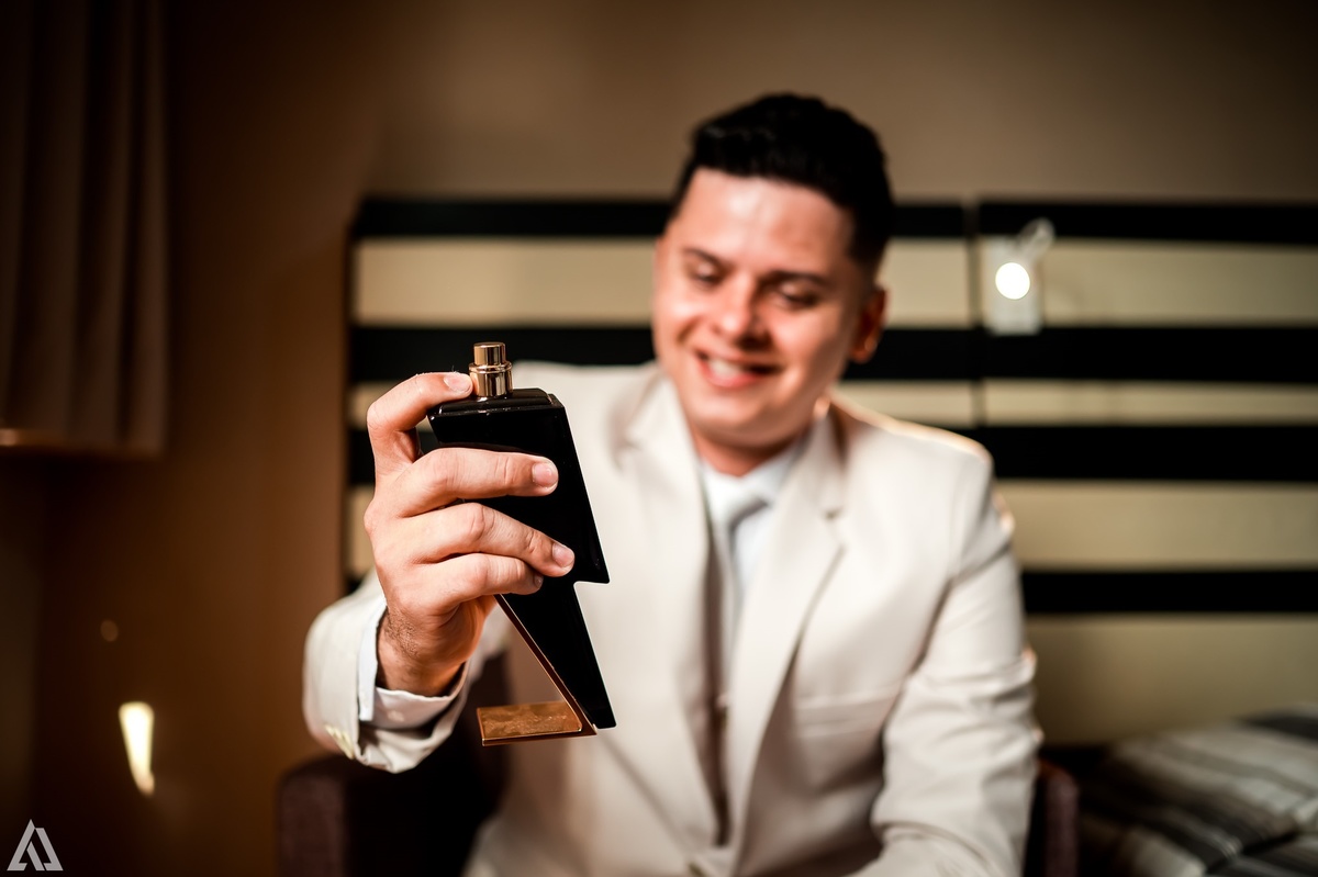 Wedding Casamento Buffet Making Off Decoração Cerimonialista Fotógrafo Vestido Noiva Noivo Camila Hoffmann Cerimonial Elimeire Assessoria de Evento Dani Vidal Vila Nova La Belle Maison Lena Buffet Casarão Penedo Diva Buffet Buquê Resende Penedo Itatiaia