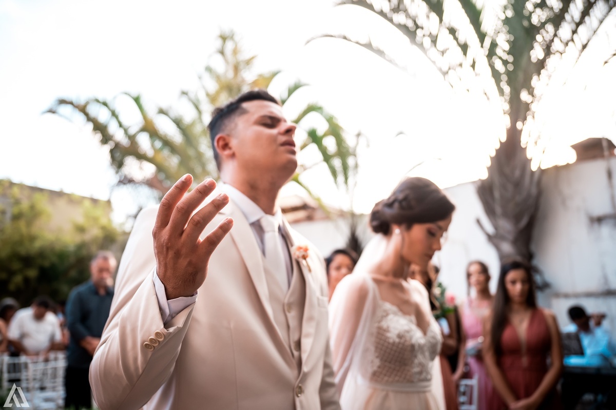 Wedding Casamento Buffet Making Off Decoração Cerimonialista Fotógrafo Vestido Noiva Noivo Camila Hoffmann Cerimonial Elimeire Assessoria de Evento Dani Vidal Vila Nova La Belle Maison Lena Buffet Casarão Penedo Diva Buffet Buquê Resende Penedo Itatiaia