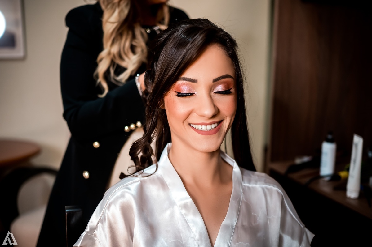 Wedding Casamento Buffet Making Off Decoração Cerimonialista Fotógrafo Vestido Noiva Noivo Camila Hoffmann Cerimonial Elimeire Assessoria de Evento Dani Vidal Vila Nova La Belle Maison Lena Buffet Casarão Penedo Diva Buffet Buquê Resende Penedo Itatiaia