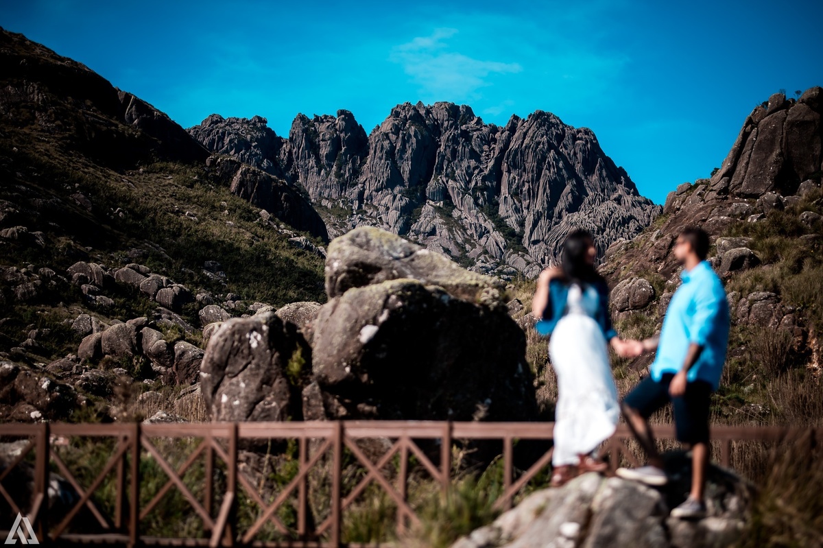 Wedding Casamento Buffet Making Off Decoração Cerimonialista Fotógrafo Vestido Foto Noivo Noiva Camila Hoffmann Cerimonial Elimeire Tatiana Sousa Assessoria Dani Vidal La Belle Maison Lena Buffet Casarão Penedo Diva Buffet Buquê Resende Penedo Itatiaia 