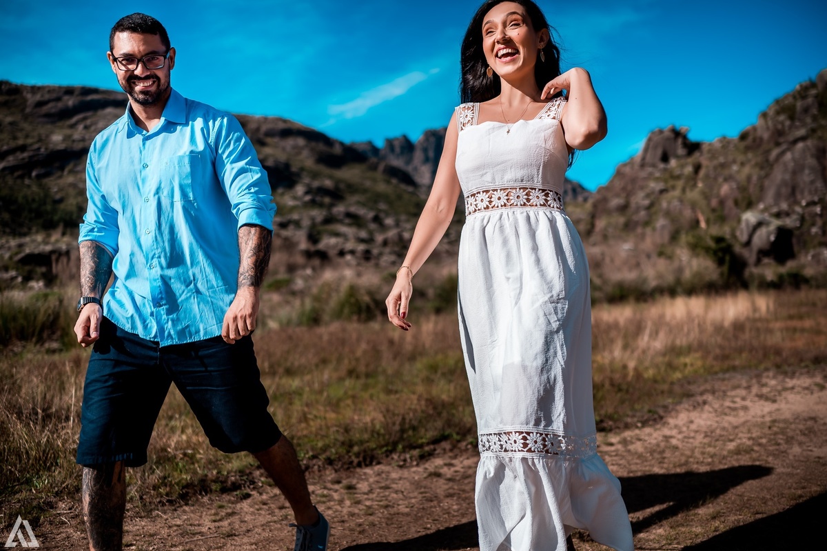 Wedding Casamento Buffet Making Off Decoração Cerimonialista Fotógrafo Vestido Foto Noivo Noiva Camila Hoffmann Cerimonial Elimeire Tatiana Sousa Assessoria Dani Vidal La Belle Maison Lena Buffet Casarão Penedo Diva Buffet Buquê Resende Penedo Itatiaia 