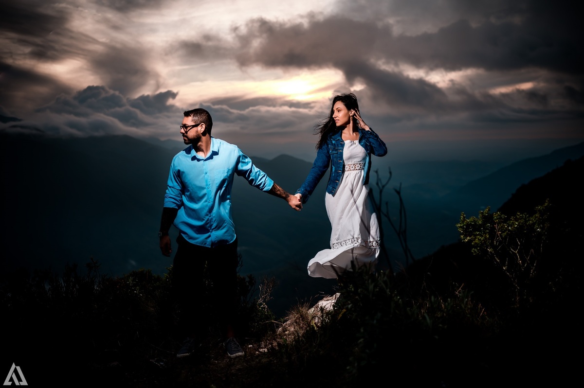 Wedding Casamento Buffet Making Off Decoração Cerimonialista Fotógrafo Vestido Foto Noivo Noiva Camila Hoffmann Cerimonial Elimeire Tatiana Sousa Assessoria Dani Vidal La Belle Maison Lena Buffet Casarão Penedo Diva Buffet Buquê Resende Penedo Itatiaia 