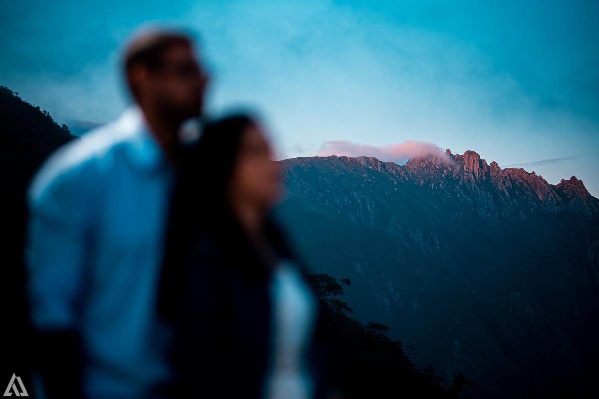 Wedding Casamento Buffet Making Off Decoração Cerimonialista Fotógrafo Vestido Foto Noivo Noiva Camila Hoffmann Cerimonial Elimeire Tatiana Sousa Assessoria Dani Vidal La Belle Maison Lena Buffet Casarão Penedo Diva Buffet Buquê Resende Penedo Itatiaia 