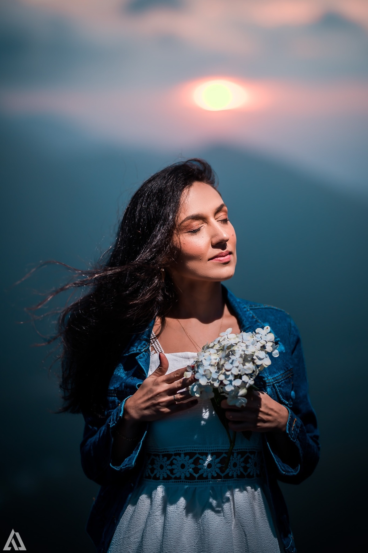 Wedding Casamento Buffet Making Off Decoração Cerimonialista Fotógrafo Vestido Foto Noivo Noiva Camila Hoffmann Cerimonial Elimeire Tatiana Sousa Assessoria Dani Vidal La Belle Maison Lena Buffet Casarão Penedo Diva Buffet Buquê Resende Penedo Itatiaia 