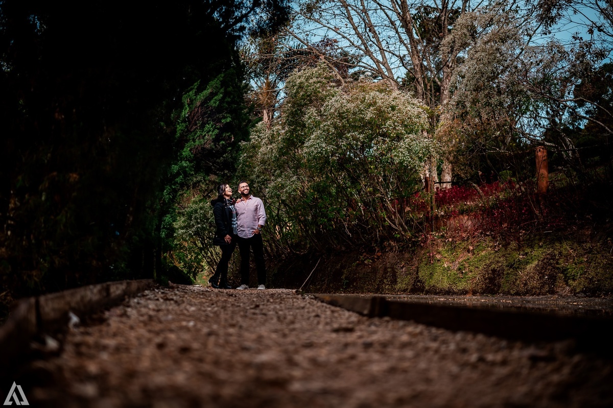 Wedding Casamento Buffet Making Off Decoração Cerimonialista Fotógrafo Vestido Foto Noivo Noiva Camila Hoffmann Cerimonial Elimeire Tatiana Sousa Assessoria Dani Vidal La Belle Maison Lena Buffet Casarão Penedo Diva Buffet Buquê Resende Penedo Itatiaia 