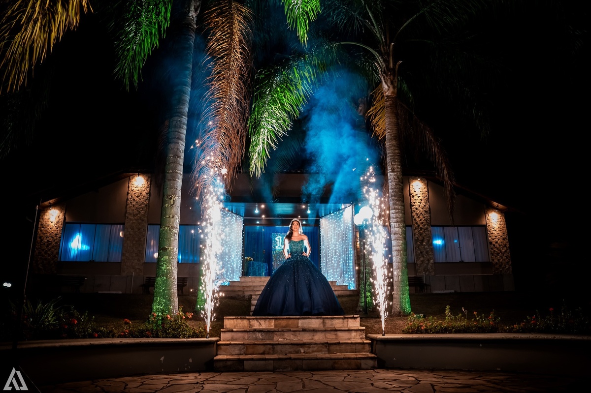 Ensaio Festa Book Teen Debutante 15 Anos Alex Jardim Fotografia Fotógrafo Makink Off Resende Itatiaia Penedo Porto Real Quatis Barra Mansa Volta Redonda Lena Buffet La Belle Maison Estela Dani Vidal Elimeire Laurino Camila Hoffmann Cerimonial Maquiadora