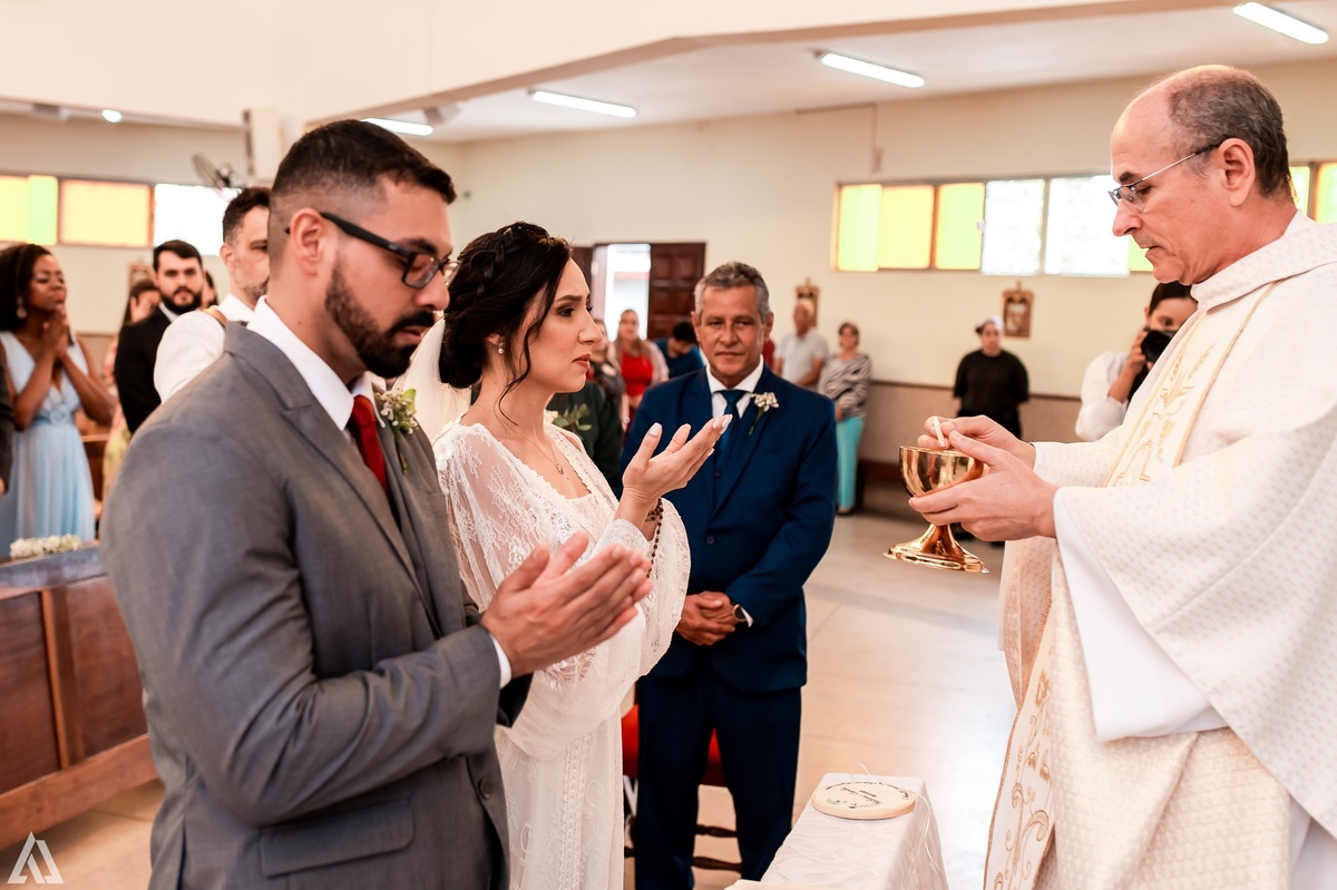 Wedding Casamento Buffet Making Off Decoração Cerimonialista Fotógrafo Vestido Noiva Noivo Camila Hoffmann Cerimonial Elimeire Assessoria de Evento Dani Vidal Vila Nova La Belle Maison Lena Buffet Casarão Penedo Diva Buffet Buquê Resende Penedo Itatiaia